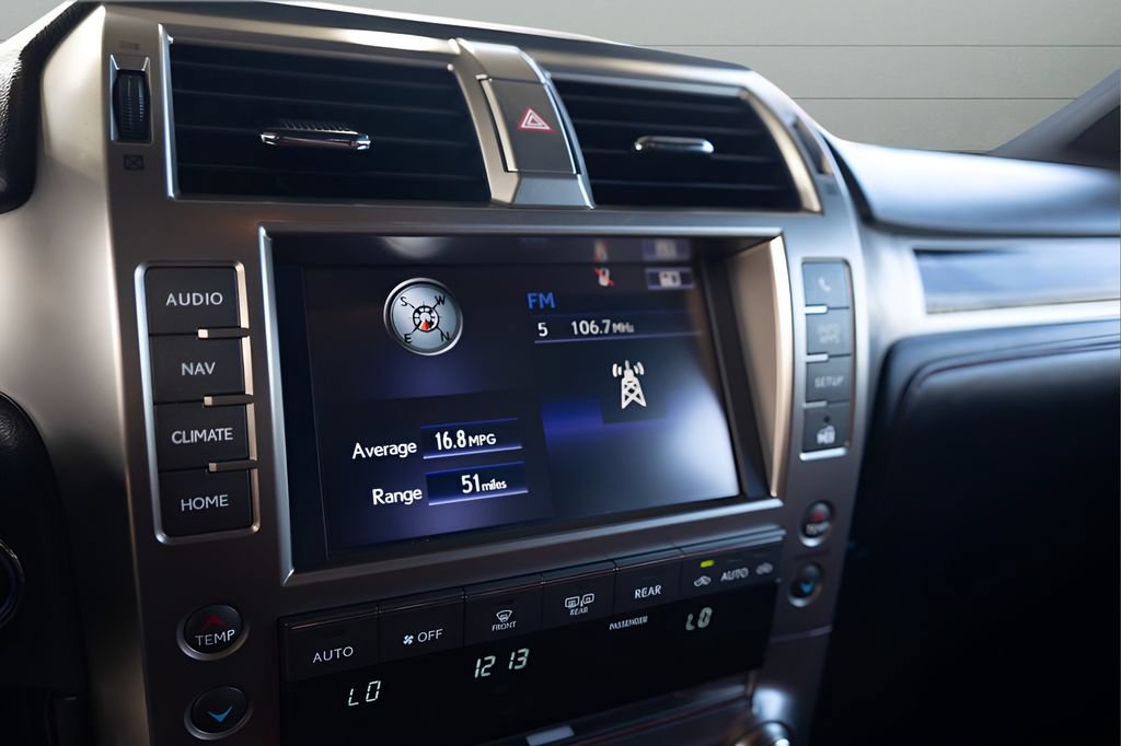 Used 2021 Lexus GX 460 Premium w/ Premium Package AWD/4WD image 21