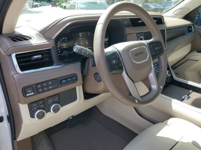 Certified 2023 GMC Yukon XL Denali AWD/4WD image 17