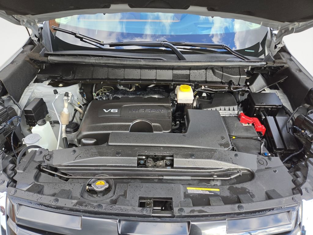 Used 2023 Nissan Pathfinder Platinum w/ Lighting Package (N92) image 18