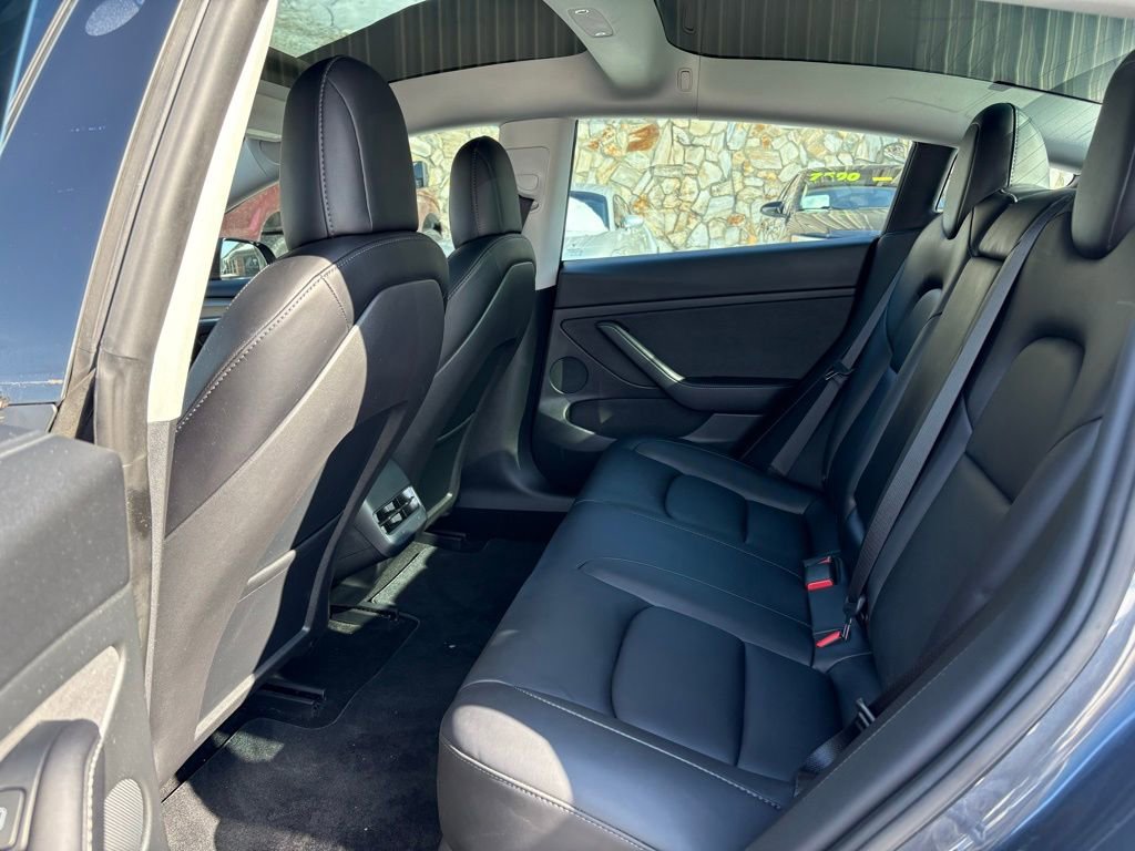 Used 2022 Tesla Model 3 Long Range image 34