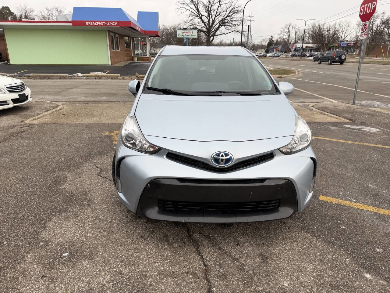 Used 2015 Toyota Prius V Two image 9