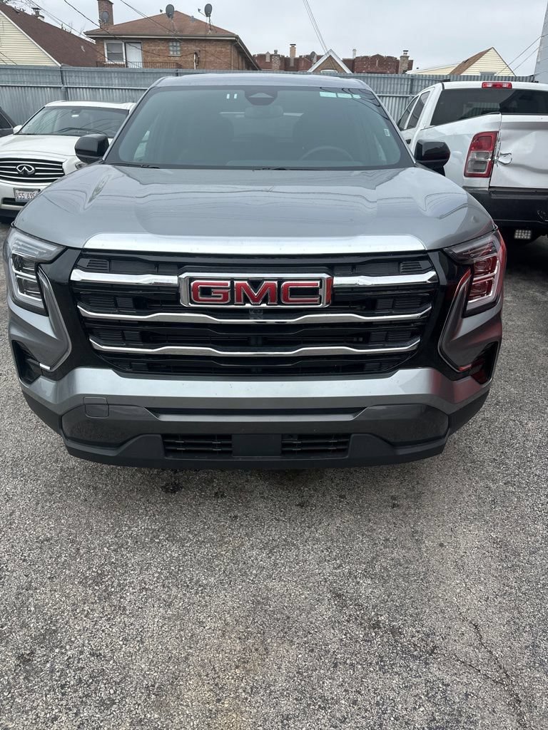 Used 2025 GMC Terrain Elevation