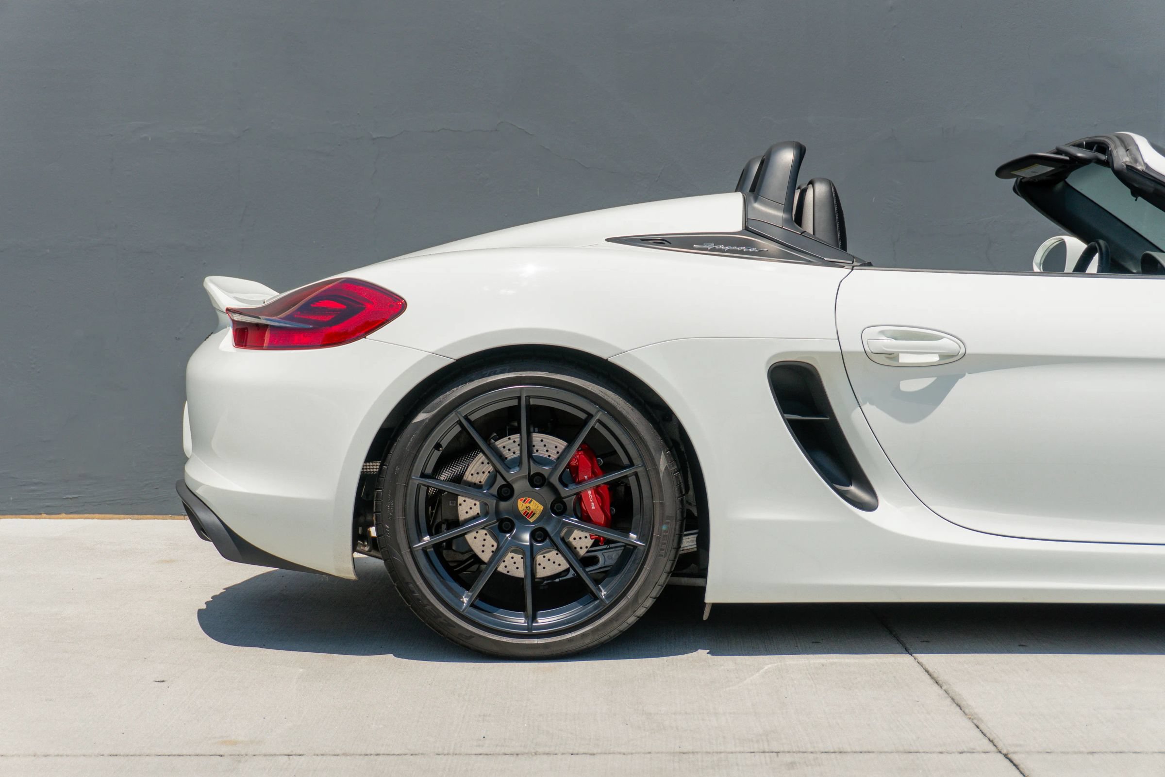 Used 2016 Porsche Boxster Spyder RWD image 36