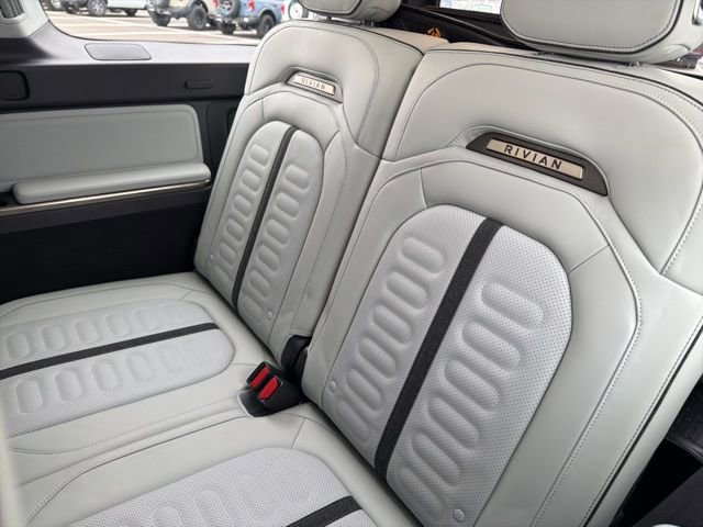 Used 2024 Rivian R1S Adventure image 23