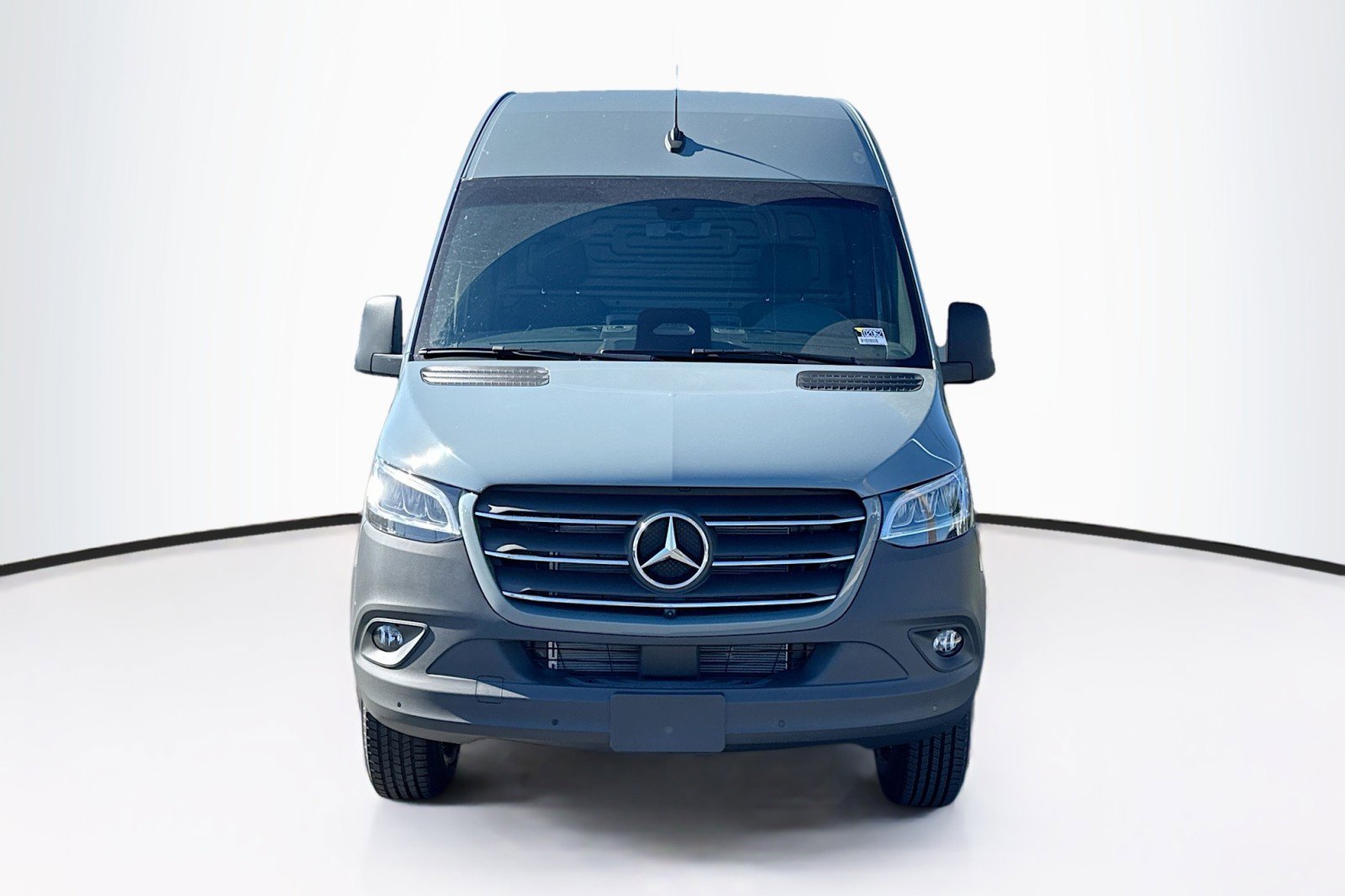 New 2025 Mercedes-Benz Sprinter 2500 image 2
