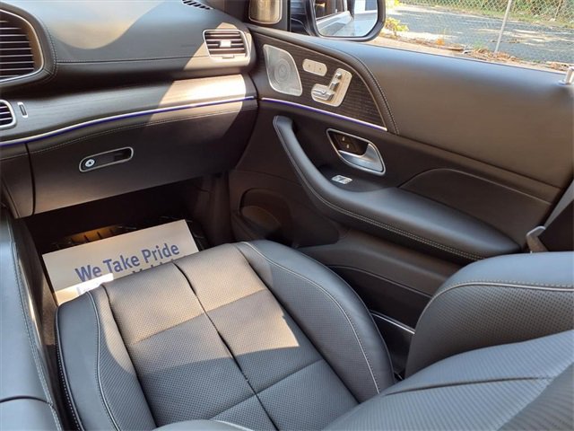 Used 2023 Mercedes-Benz Maybach GLS 600 4MATIC image 18