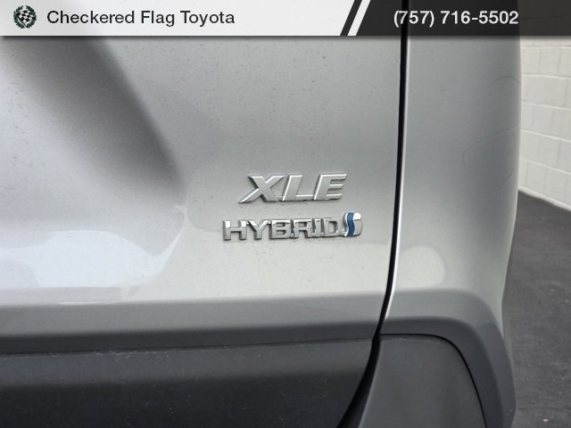 Used 2024 Toyota RAV4 XLE Premium image 18