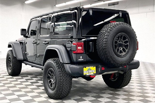 Used 2022 Jeep Wrangler Unlimited Rubicon w/ Xtreme Recon 35" Tire Package video 2