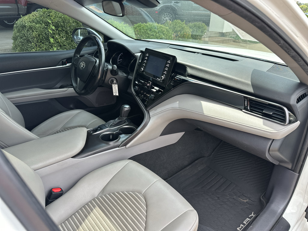 Used 2021 Toyota Camry SE AWD/4WD image 6