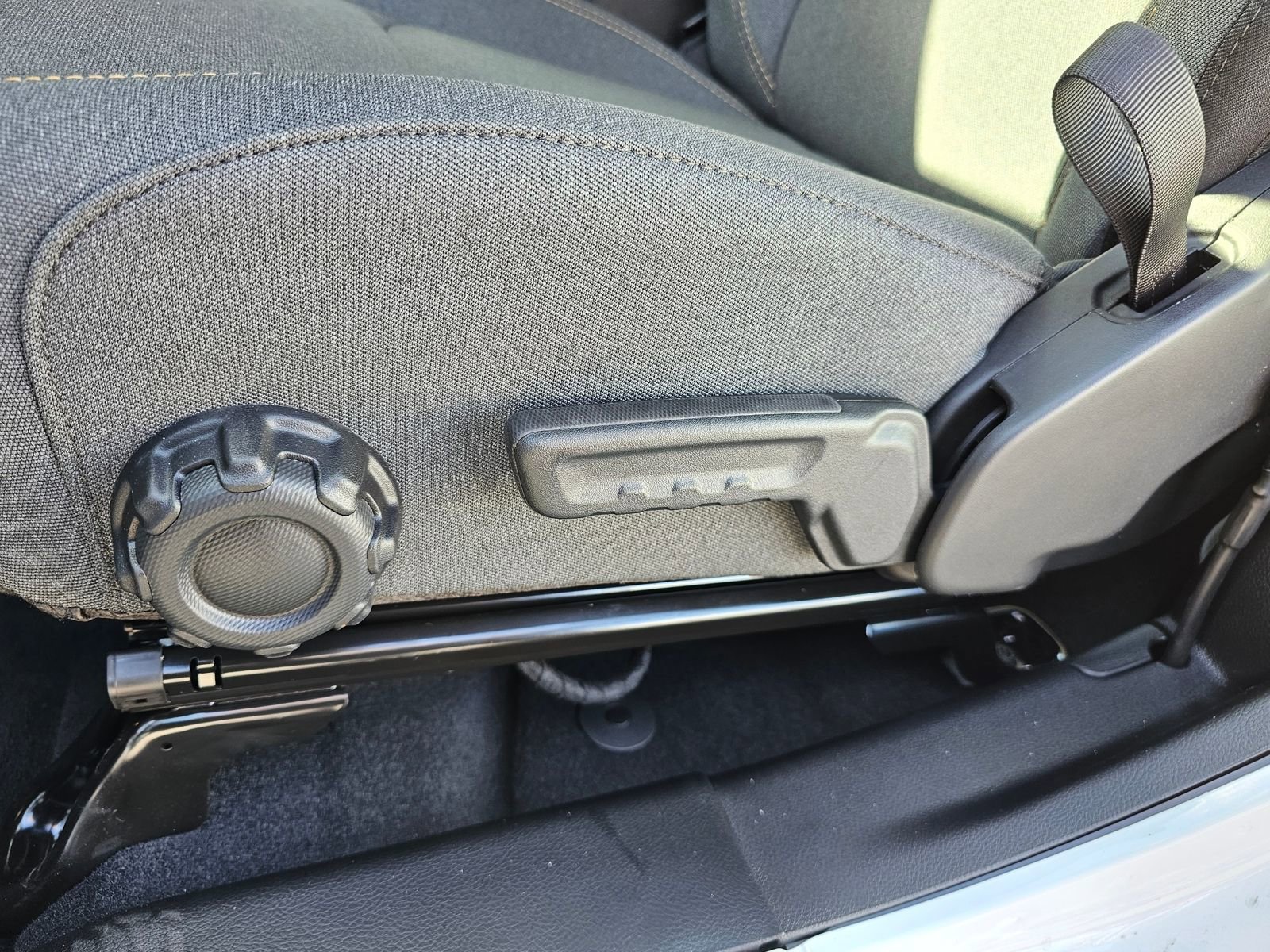 New 2026 Jeep Wrangler Sport AWD/4WD image 22