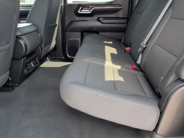 Certified 2025 Chevrolet Silverado 1500 LT AWD/4WD image 7