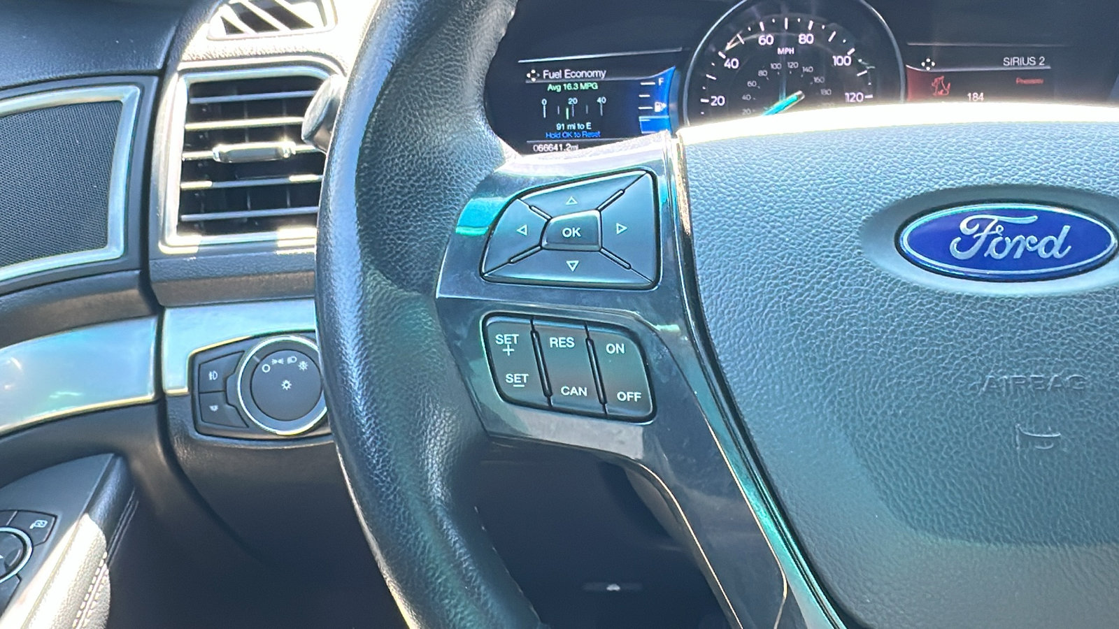 Used 2016 Ford Explorer XLT w/ Equipment Group 202A AWD/4WD image 16