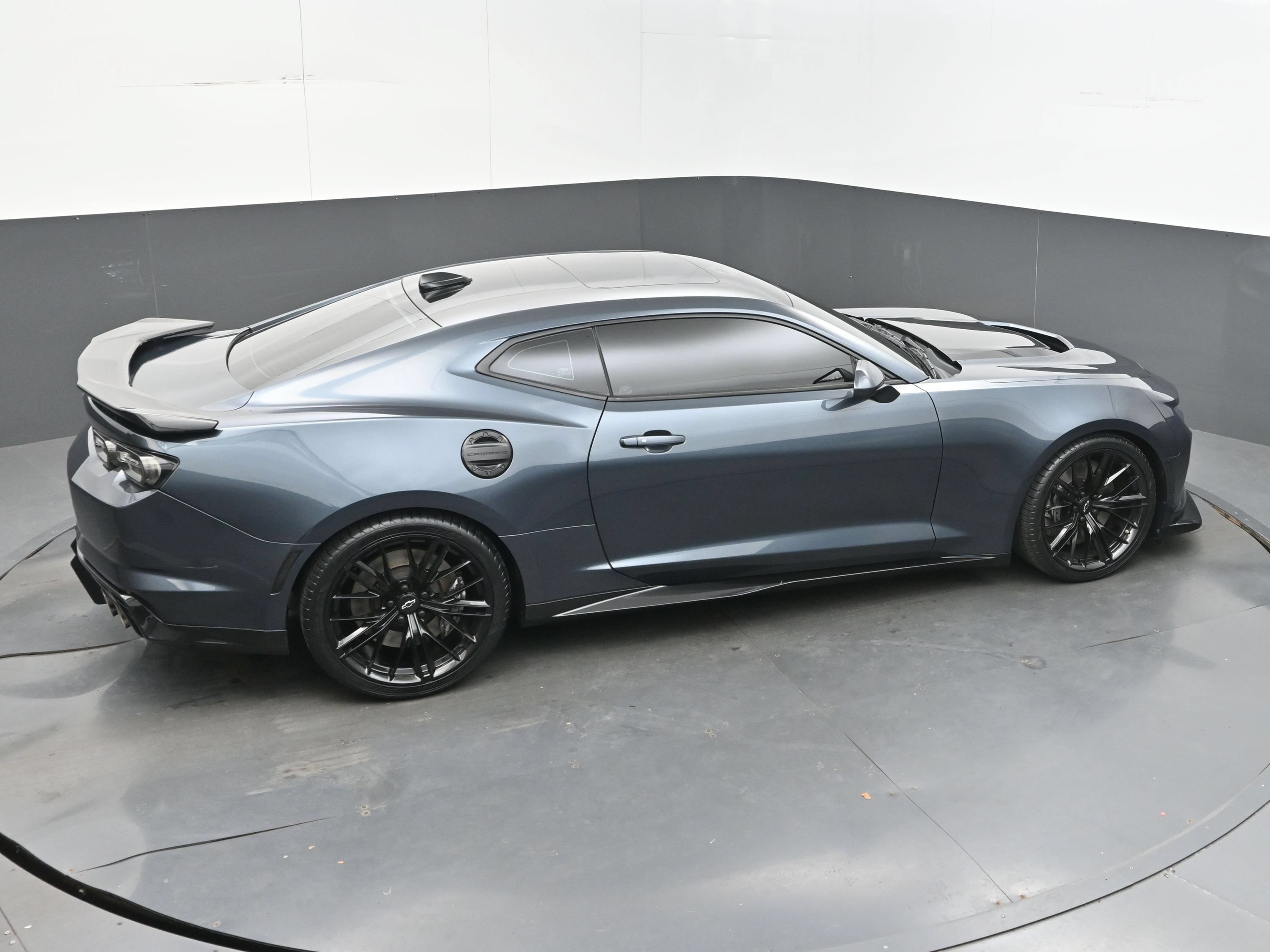 Used 2021 Chevrolet Camaro ZL1 w/ LPO, ZL1 Protection Package RWD image 37
