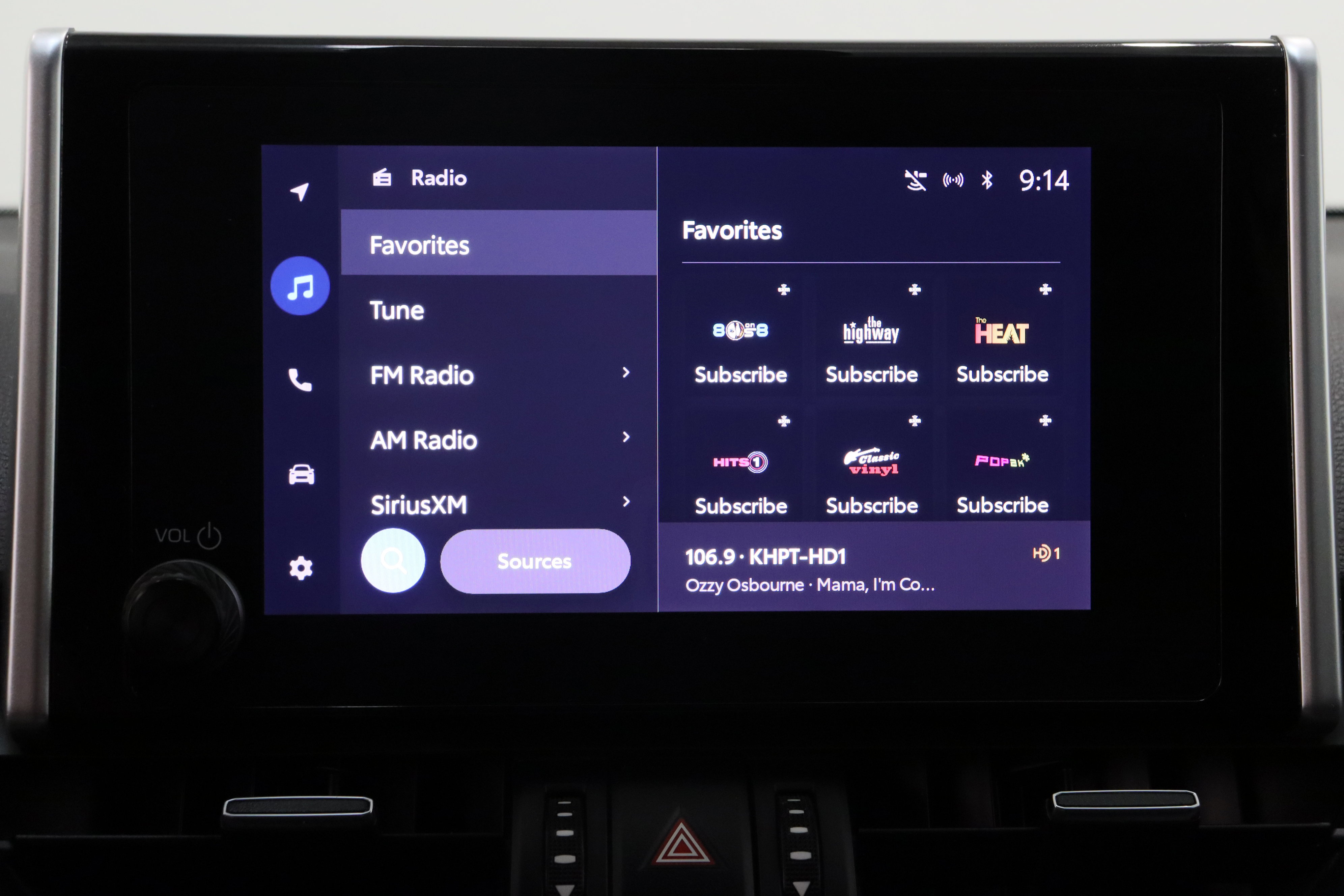 Used 2023 Toyota RAV4 XLE Premium AWD/4WD image 19