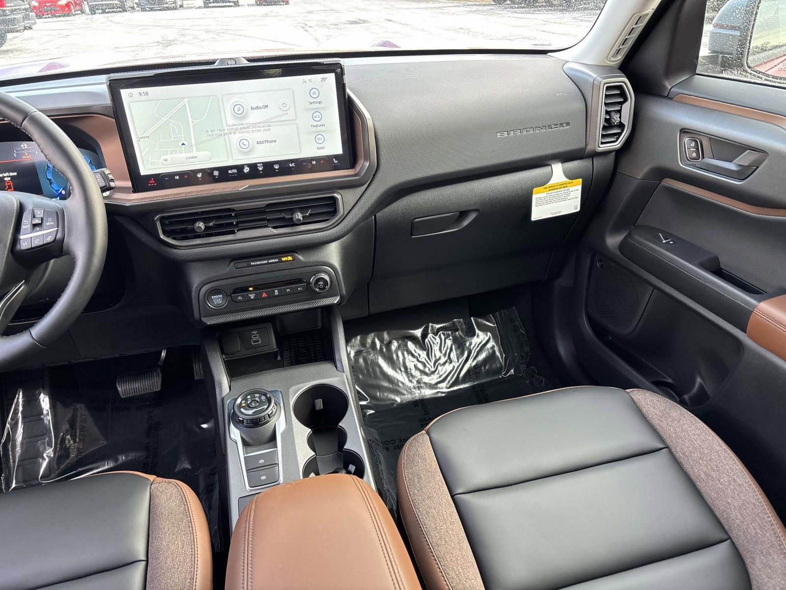 New 2025 Ford Bronco Sport Outer Banks w/ Outer Banks Tech Package+ image 32