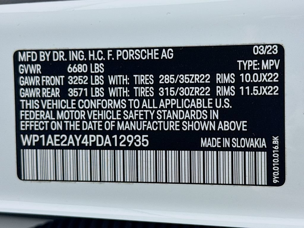Certified 2023 Porsche Cayenne Platinum Edition AWD/4WD image 34