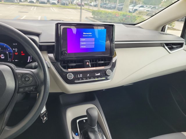Used 2026 Toyota Corolla LE FWD image 17
