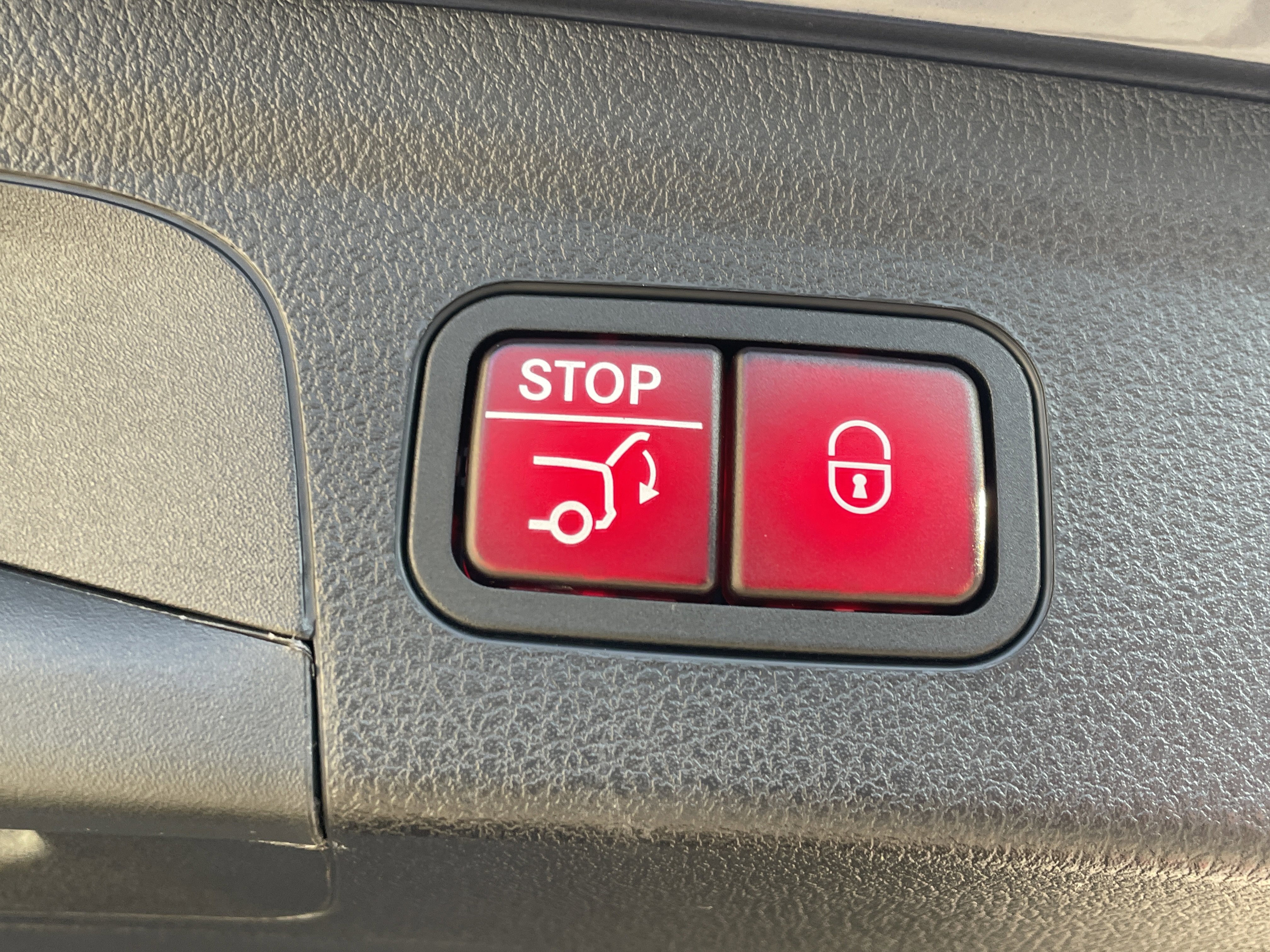 Certified 2024 Mercedes-Benz GLE 53 AMG 4MATIC image 12