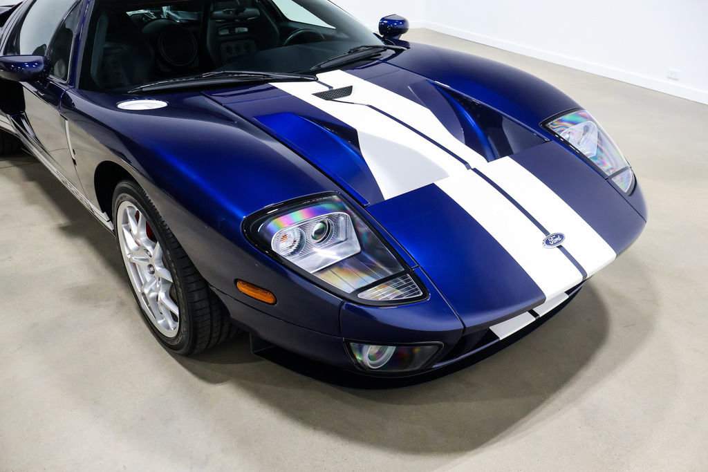 Used 2006 Ford GT RWD image 68