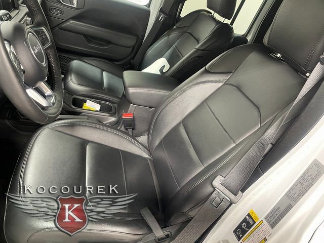 Used 2023 Jeep Wrangler Altitude image 12