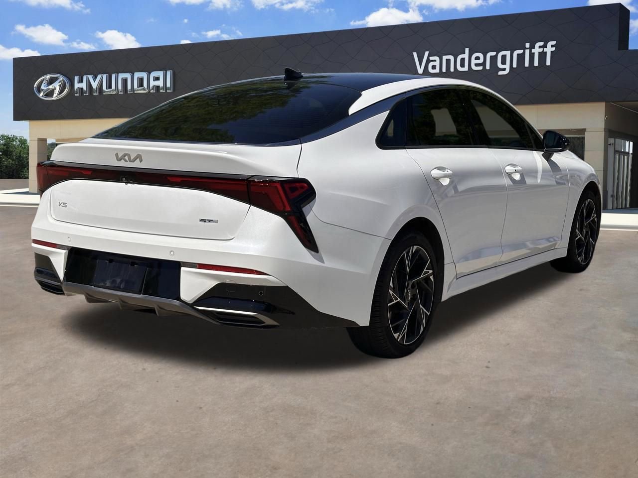 Used 2025 Kia K5 GT-Line w/ GT-Line Premium Package FWD image 12