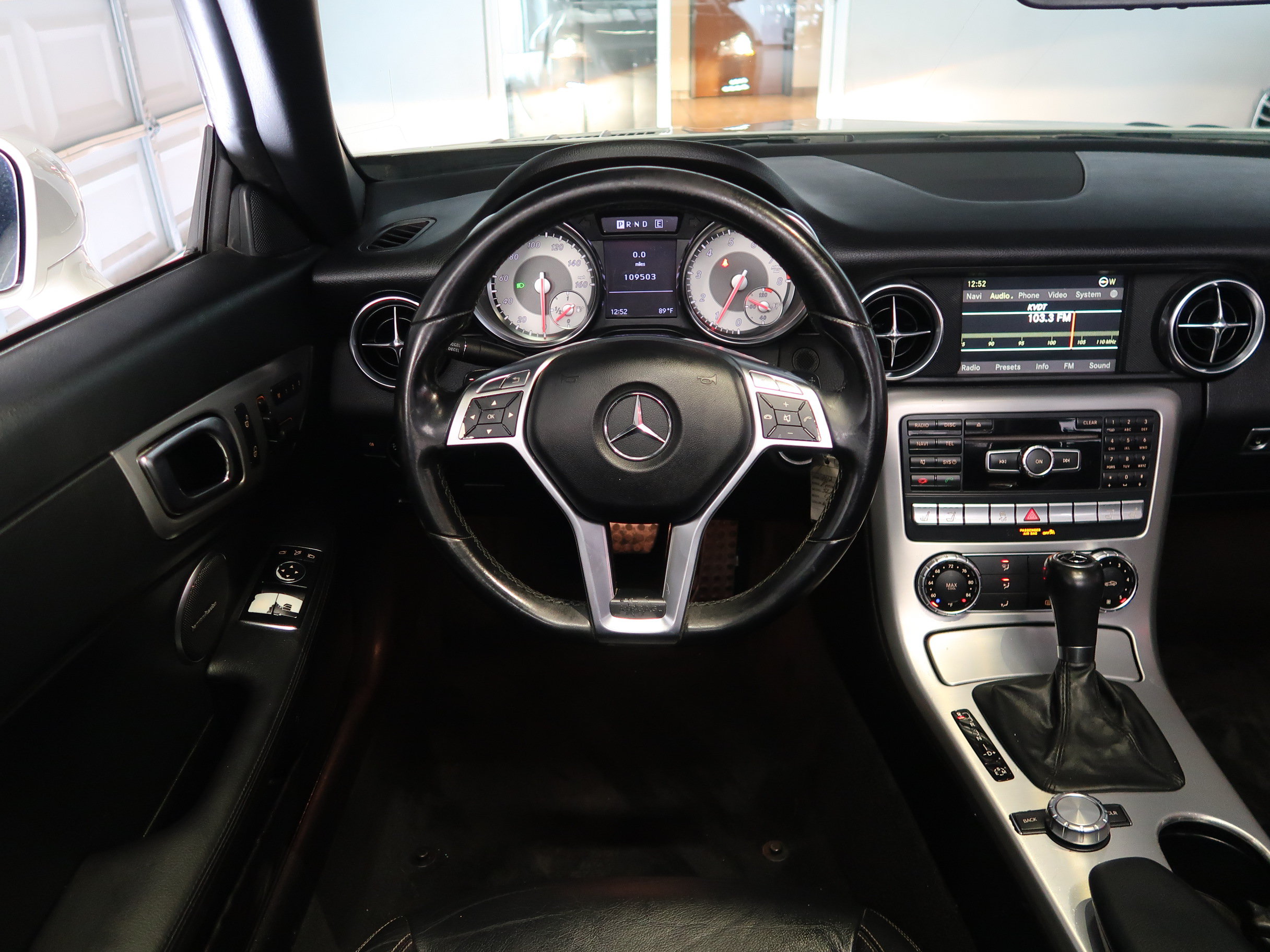 Used 2012 Mercedes-Benz SLK 350 image 14