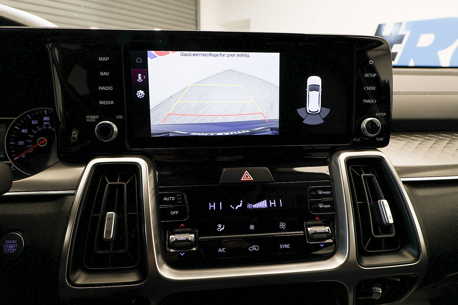 Used 2022 Kia Sorento S w/ Panoramic Sunroof Package FWD image 26