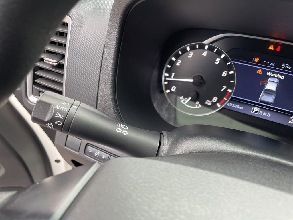 Used 2023 Nissan Frontier SV image 12