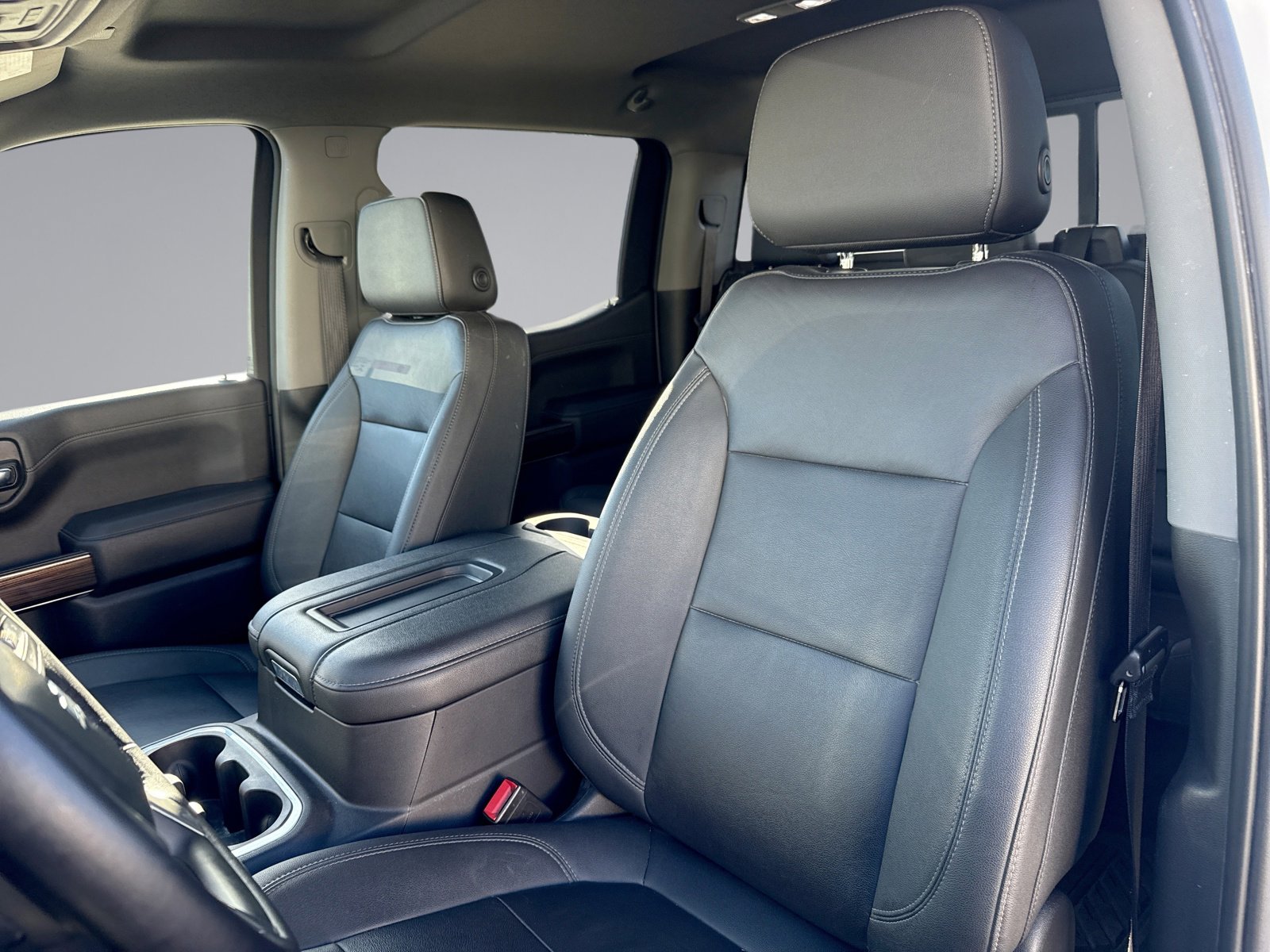 Used 2022 Chevrolet Silverado 1500 LT Trail Boss w/ Convenience Package II AWD/4WD image 29