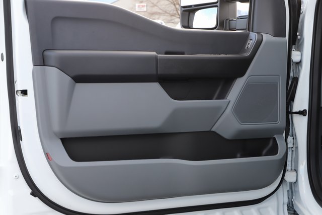 Used 2024 Ford F550 4x4 Regular Cab Super Duty image 21