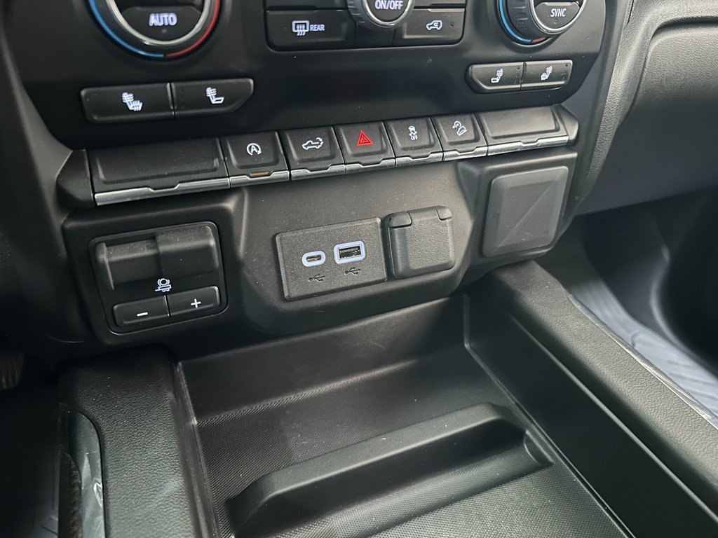 Used 2021 Chevrolet Silverado 1500 RST image 26