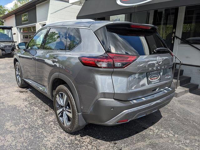 Used 2023 Nissan Rogue SL w/ SL Premium Package AWD/4WD image 3