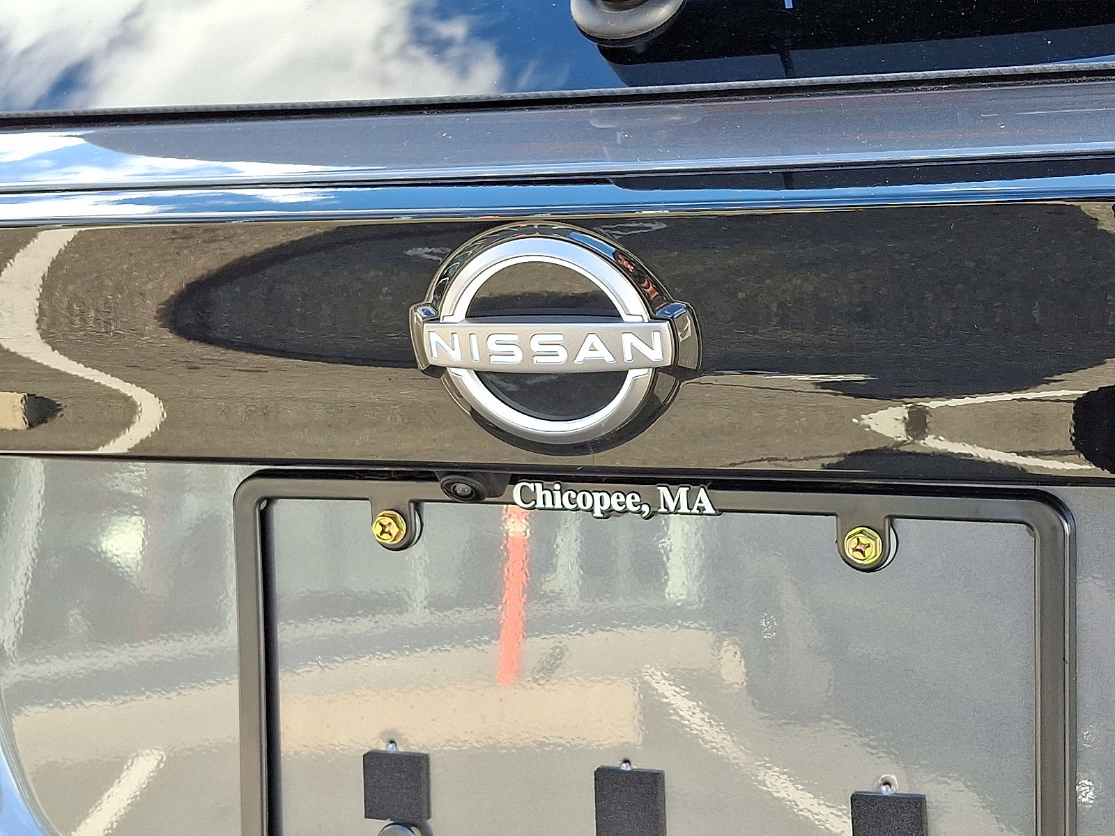 Used 2025 Nissan Kicks SR image 29