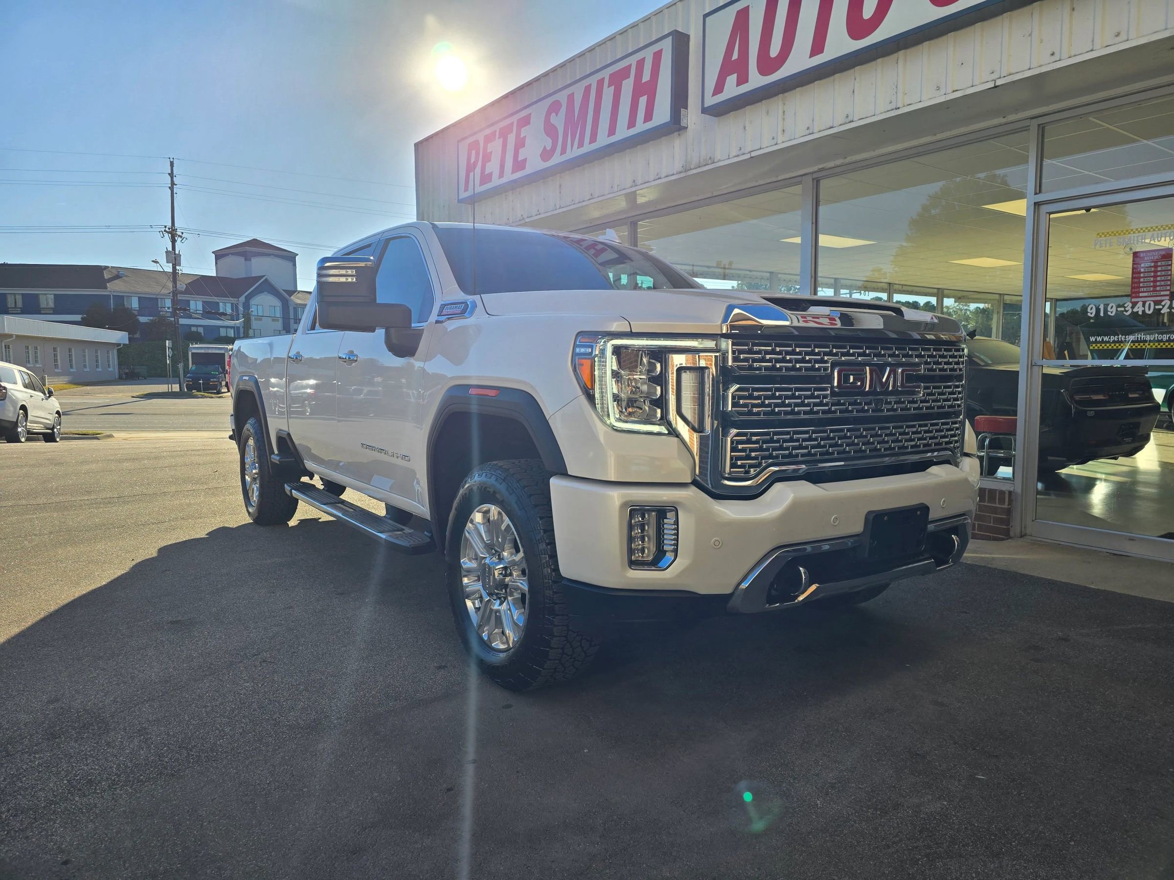 Used 2023 GMC Sierra 2500 Denali w/ Denali Ultimate Package image 6