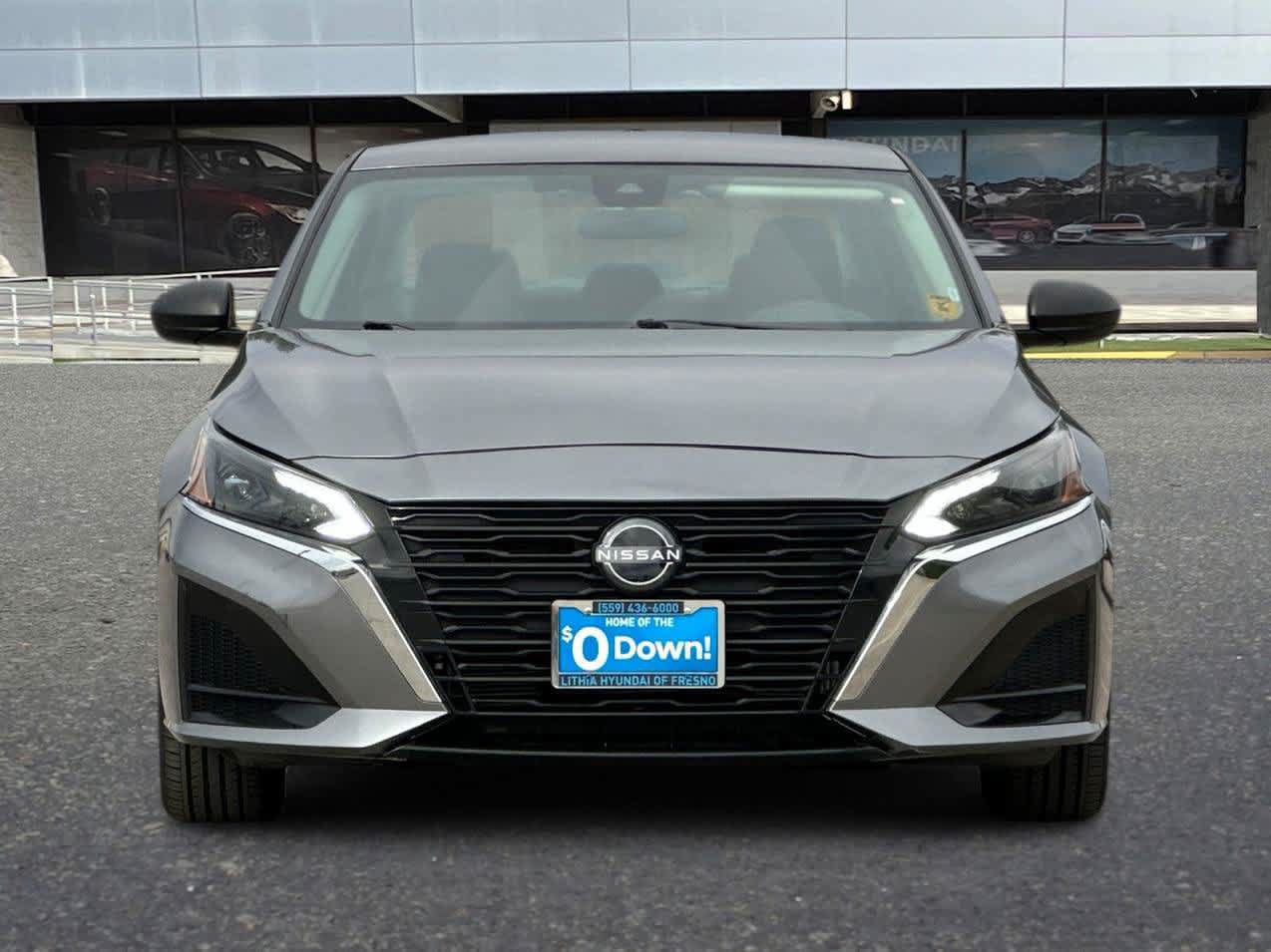 Used 2024 Nissan Altima 2.5 S FWD image 11