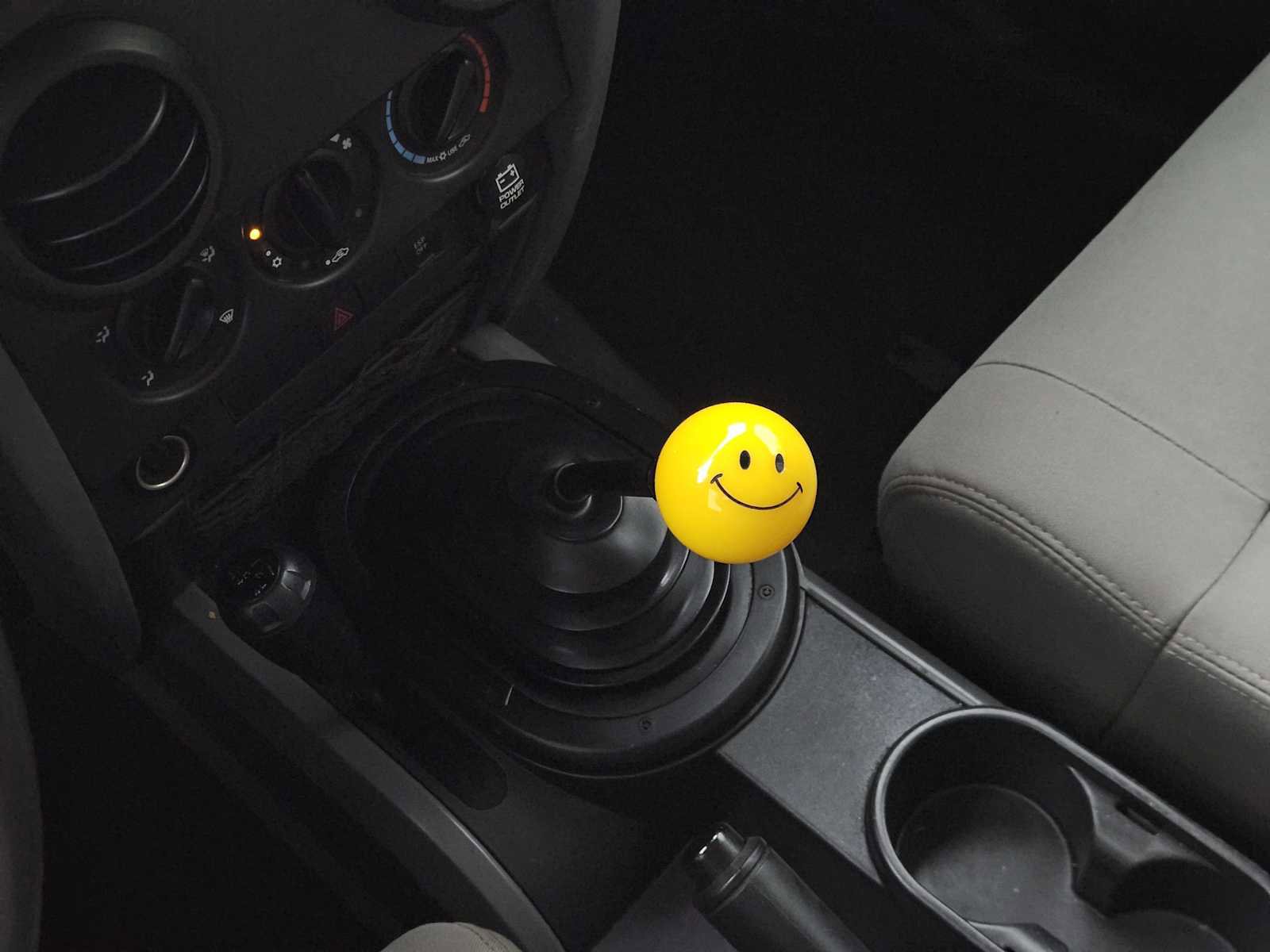 Used 2009 Jeep Wrangler X image 19