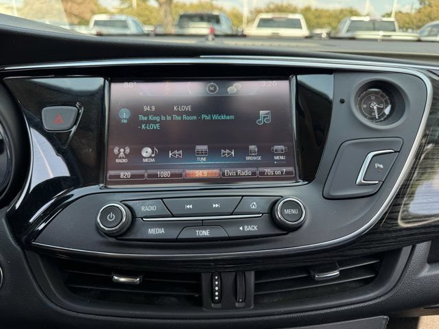 Used 2017 Buick Envision Essence FWD image 17