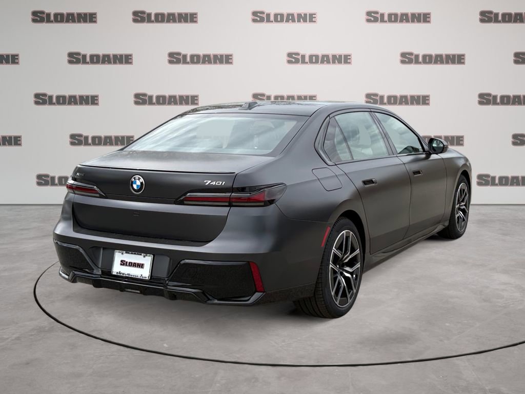 New 2026 BMW 740i xDrive image 5