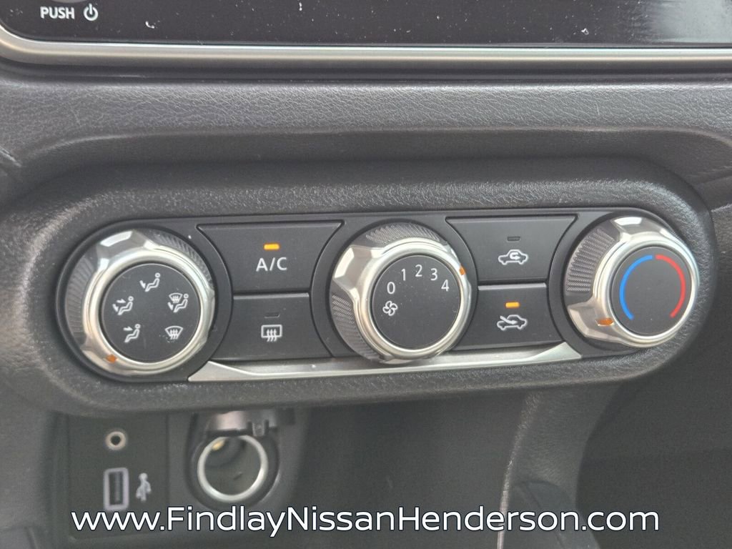 Used 2023 Nissan Versa S w/ S Plus Package FWD image 27