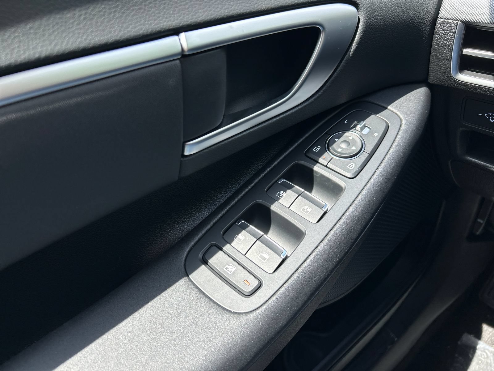 New 2026 Hyundai Sonata SEL FWD image 10