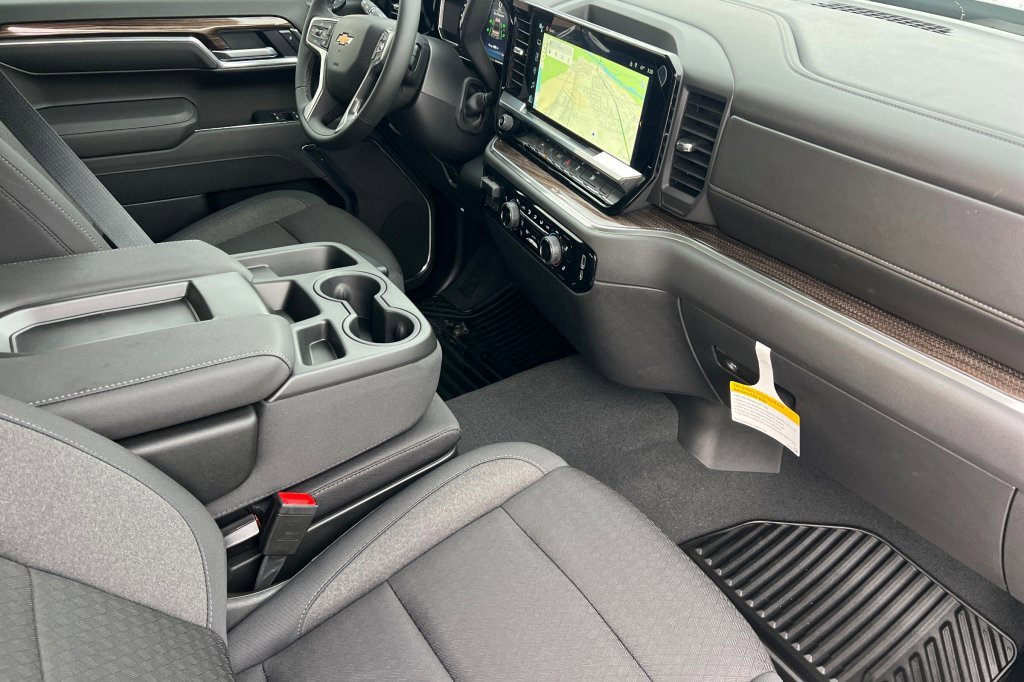 New 2026 Chevrolet Silverado 1500 LT image 12