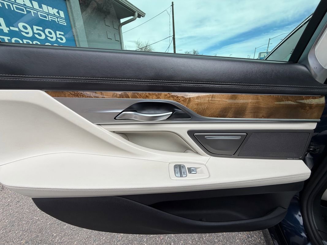 Used 2016 BMW 750i xDrive xDrive image 12