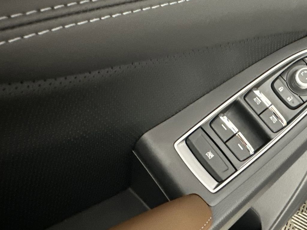 New 2025 Subaru Ascent Touring image 18