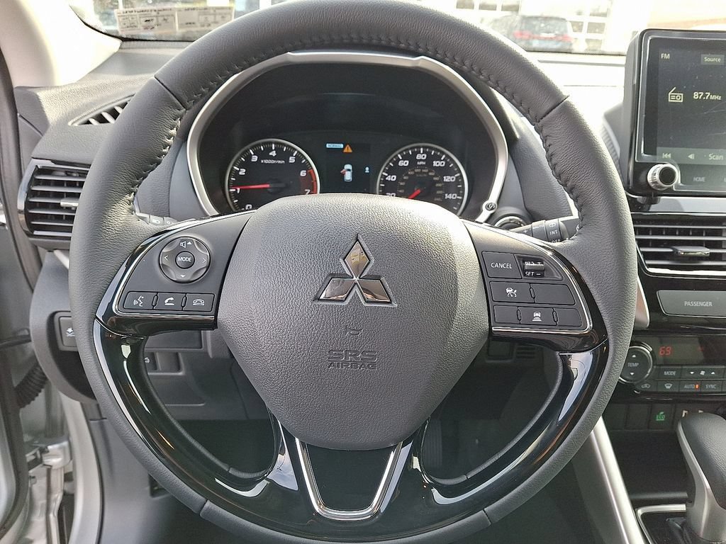 New 2026 Mitsubishi Eclipse Cross SE AWD/4WD image 9