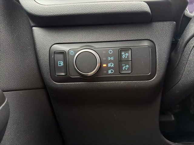 Used 2021 Ford Escape SE image 24