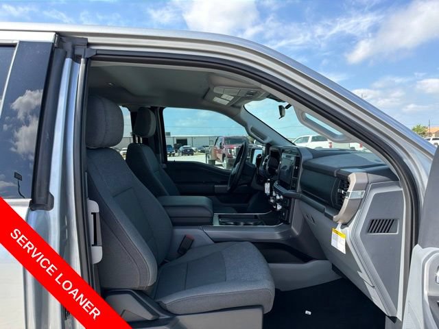 New 2026 Ford F150 XLT w/ XLT Chrome Appearance Package RWD image 9
