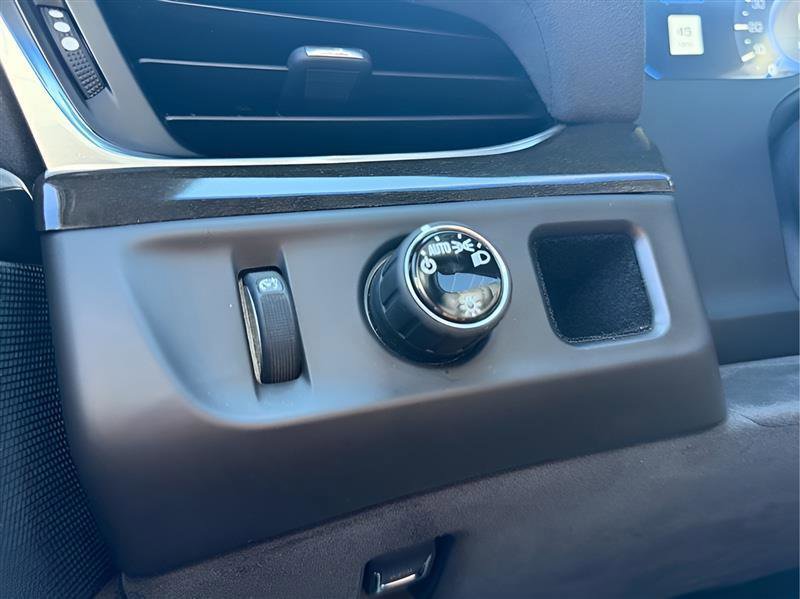 Used 2016 Cadillac Escalade Platinum image 55