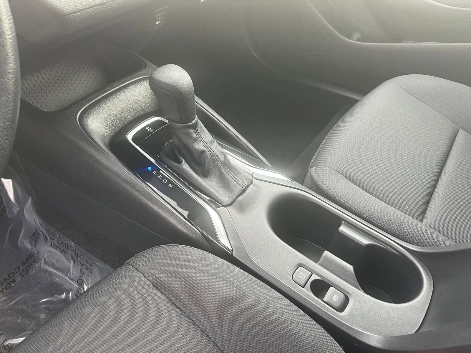 Used 2025 Toyota Corolla LE image 41