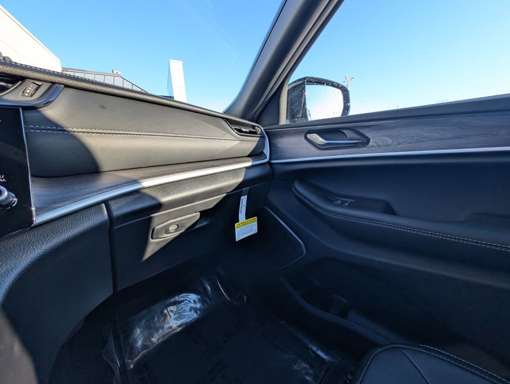 New 2026 Jeep Grand Cherokee L Limited w/ Limited Altitude Package image 37