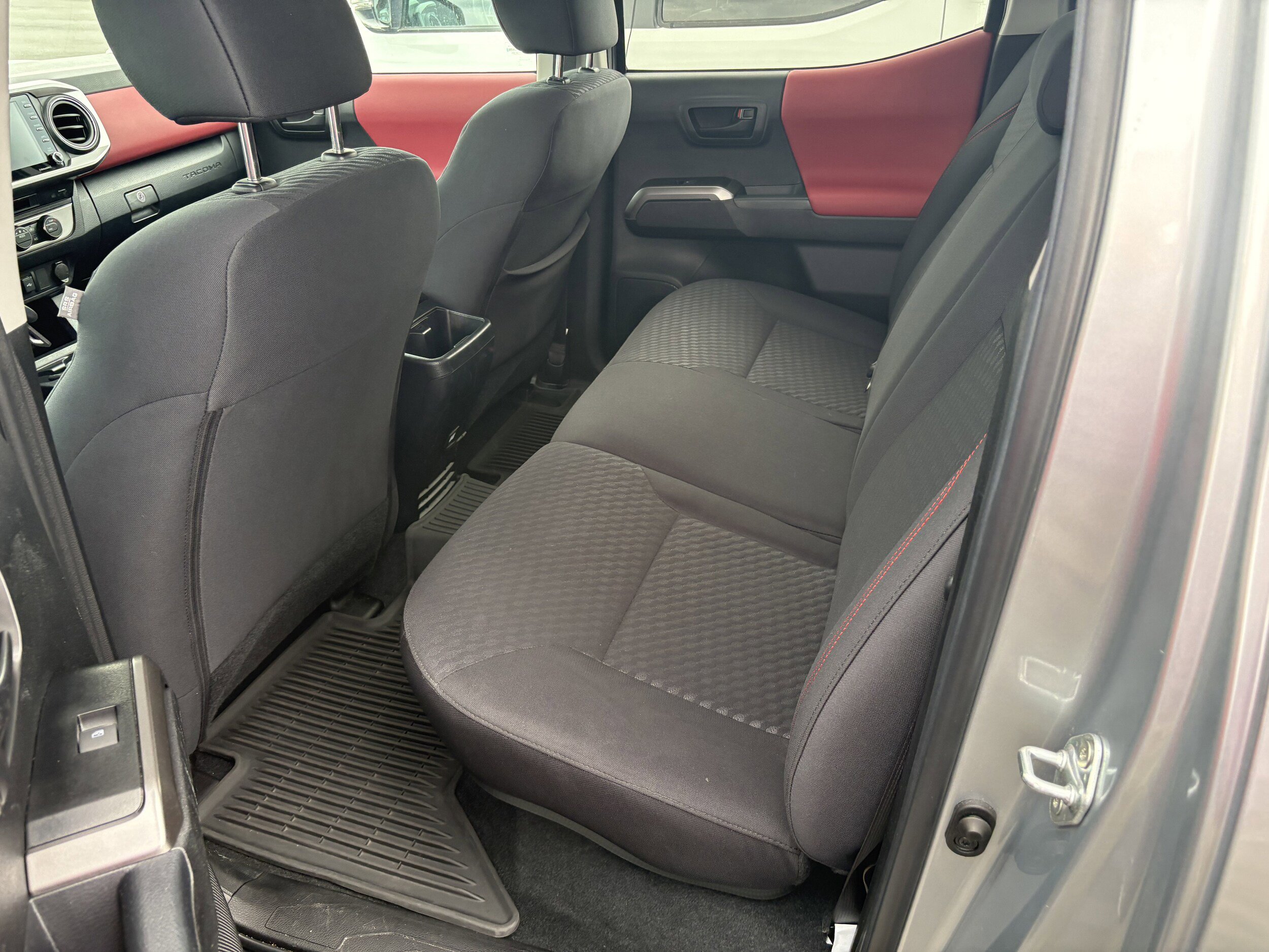 Certified 2023 Toyota Tacoma SR5 AWD/4WD image 7